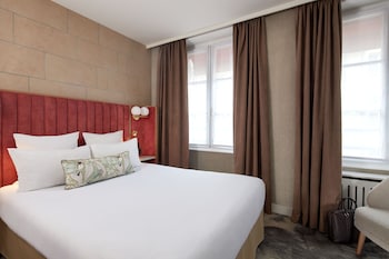 room-image