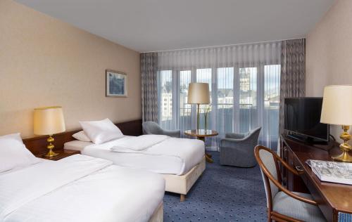 room-image