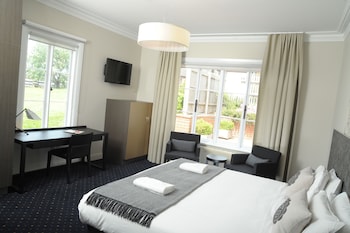 room-image