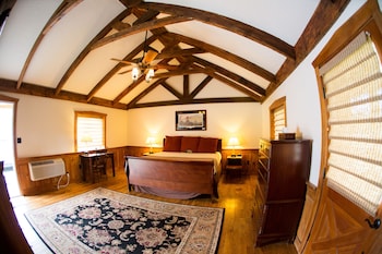 room-image