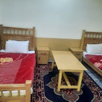room-image