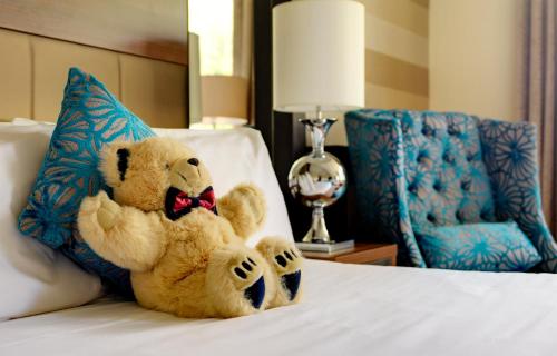 room-image