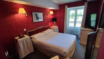 room-image