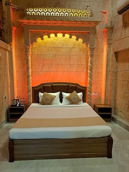 room-image