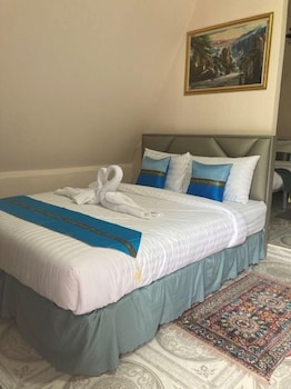 room-image
