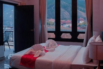 room-image
