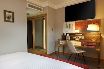room-image