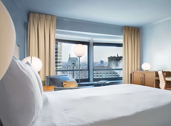 room-image