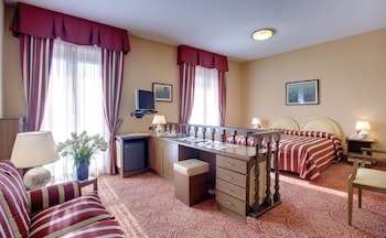 room-image