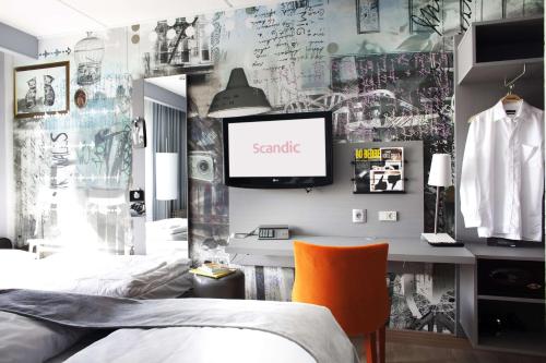 room-image