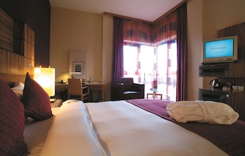 room-image
