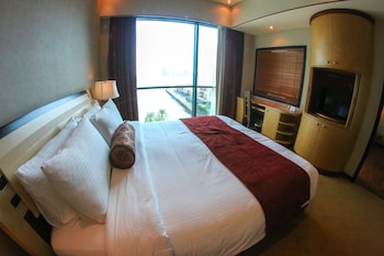 room-image