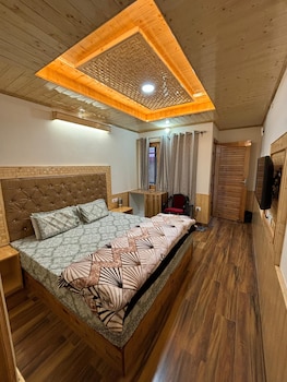room-image