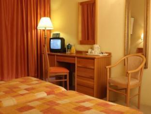 room-image
