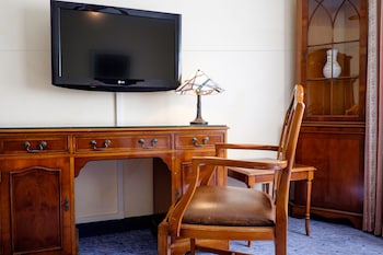 room-image