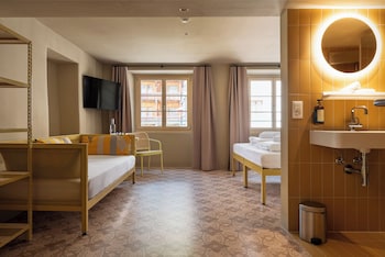 room-image