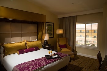 room-image