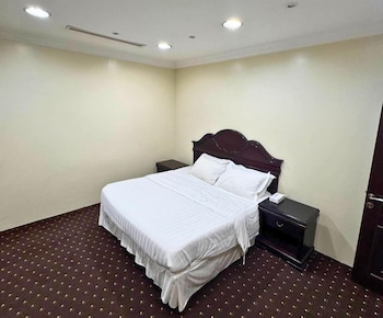 room-image