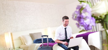 room-image