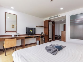 room-image