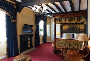 room-image