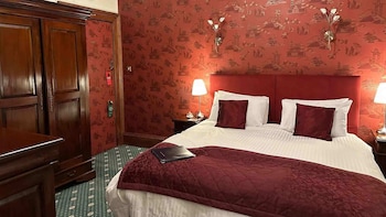 room-image