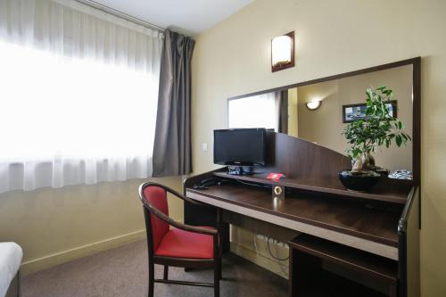 room-image