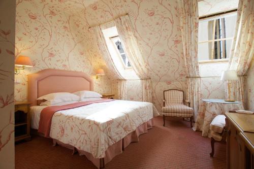 room-image