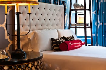 room-image