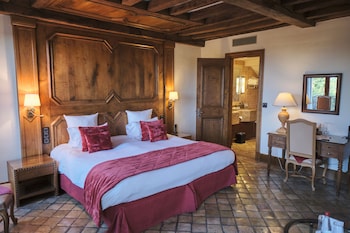 room-image