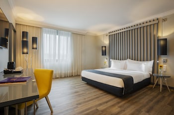 room-image