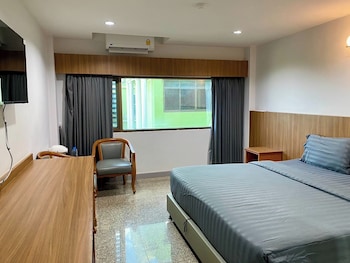 room-image