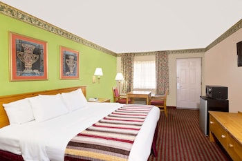 room-image