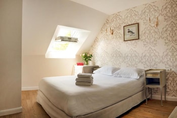 room-image