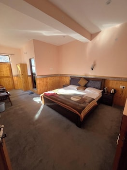 room-image