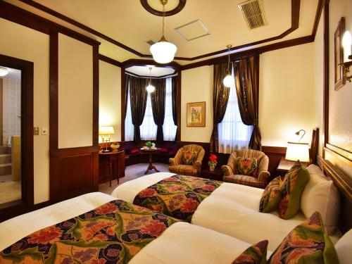 room-image