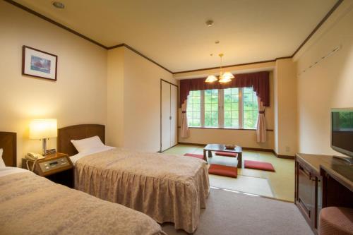 room-image
