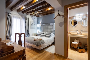 room-image