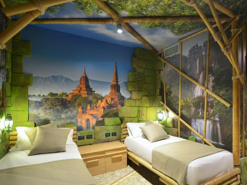 room-image