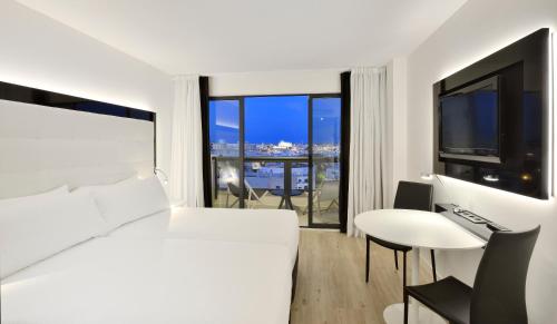 room-image