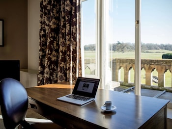 room-image