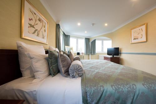 room-image