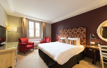 room-image