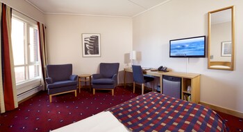 room-image