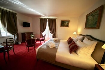 room-image
