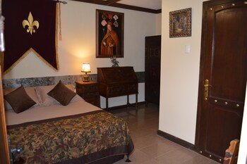 room-image