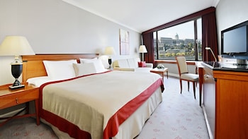 room-image